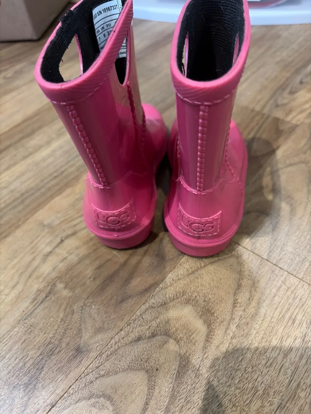 UGG Infant Rain boots Size 7 Pink